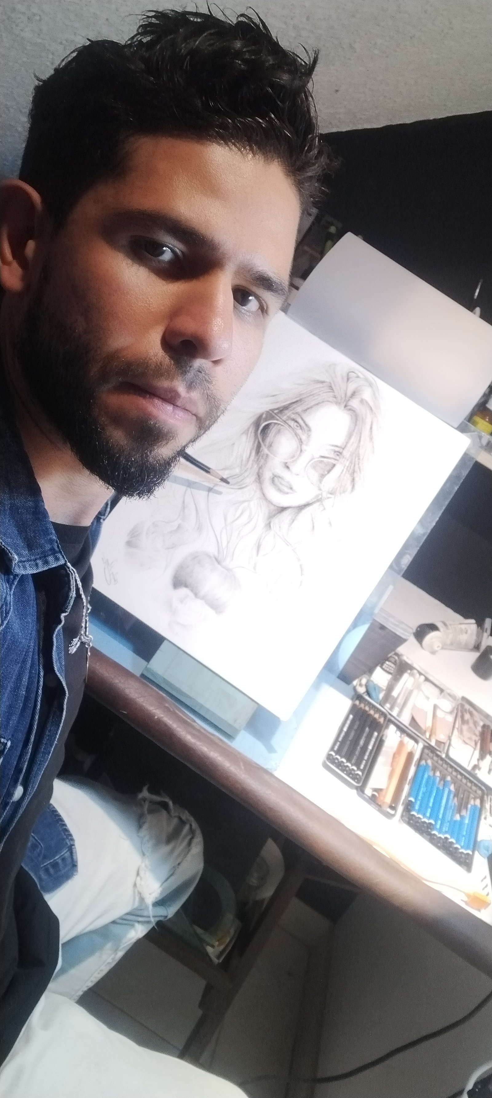 Hyperrealistic character-design by MAURYARTE — Hyperrealistic character-design by MAURYARTE — gesture draft exploration for retratos-a-lapiz-y-carboncillo